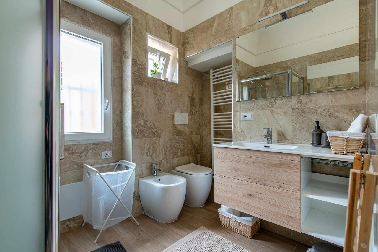 Zephir Apartments Бриндизи Экстерьер фото